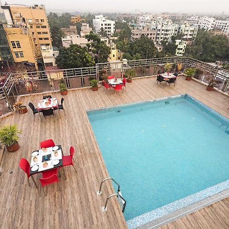 Regenta Inn Larica Kalküta Dış mekan fotoğraf