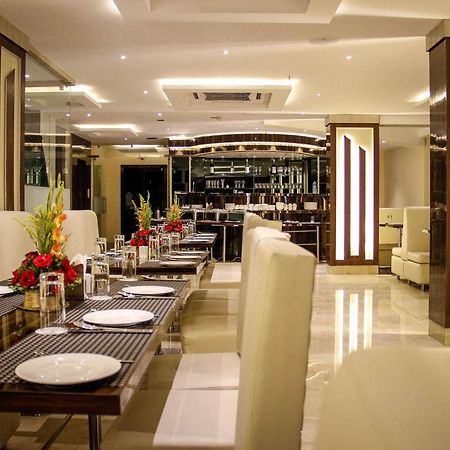 Regenta Inn Larica Kalküta Dış mekan fotoğraf