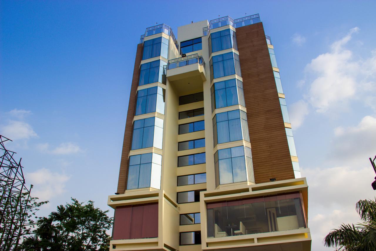 Regenta Inn Larica Kalküta Dış mekan fotoğraf