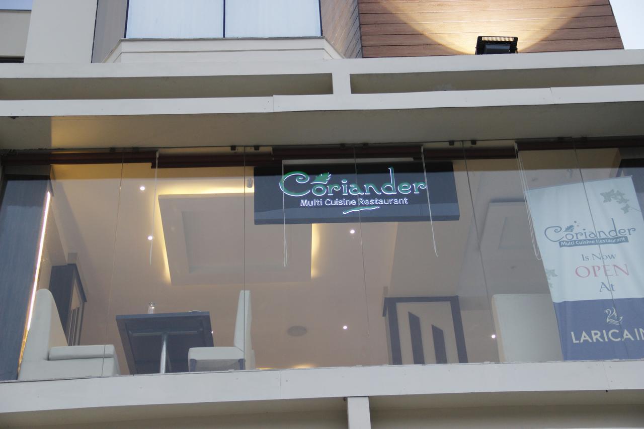 Regenta Inn Larica Kalküta Dış mekan fotoğraf